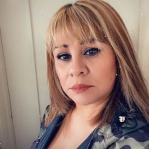 Meet your Posher, Aurora